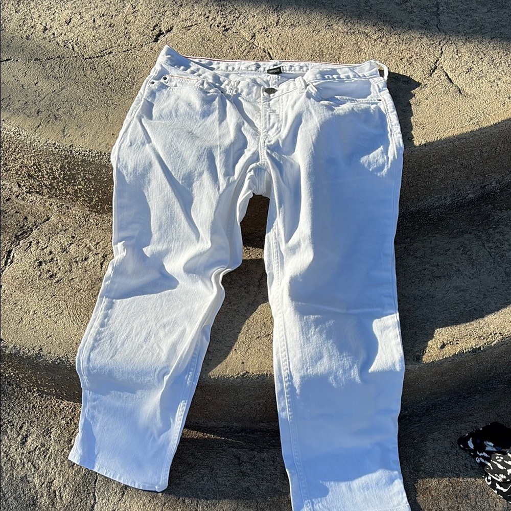 Eddie Bauer Women’s Boyfriend Relaxed Capris, Size 6, Button Fly, Like New
